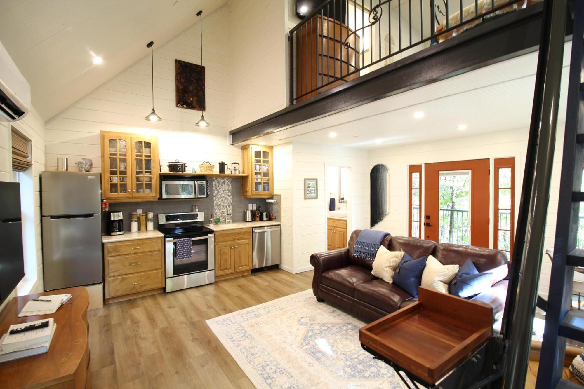 Secluded Treehouse In The Woods - Tree Hugger Hideaway Villa Branson Luaran gambar