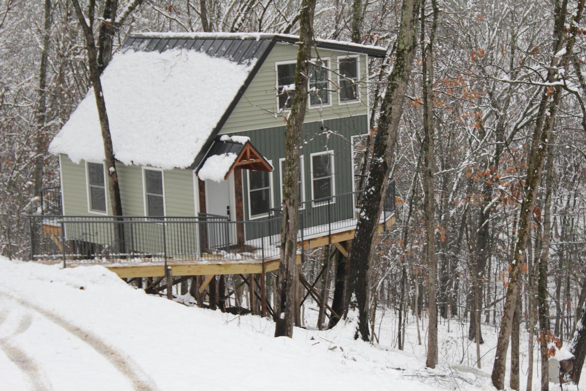 Secluded Treehouse In The Woods - Tree Hugger Hideaway Villa Branson Luaran gambar